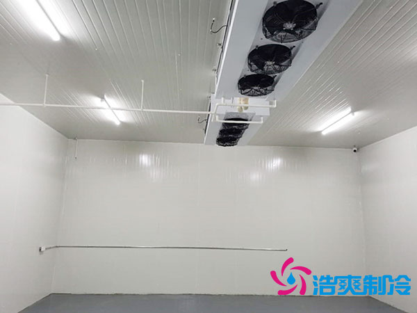 建造一個(gè)300平方的冷庫(kù)的費(fèi)用是多少？300平方米冷庫(kù)造價(jià)表-浩爽制冷